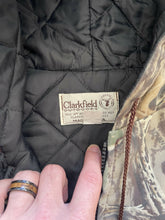 Load image into Gallery viewer, Vintage Realtree Advantage Gold Country Seed Jacket (XL)