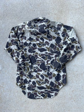 Load image into Gallery viewer, Vintage Duck Camo Flannel Shirt (M)