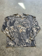 Load image into Gallery viewer, Vintage Mossy Oak Breakup Camo Long Sleeve Shirt (XL)