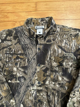 Load image into Gallery viewer, Vintage Columbia MossyOak Breakup Camo Button-Up (XL)