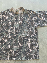 Load image into Gallery viewer, Vintage Mossy Oak Treestand Camo T-Shirt (L)