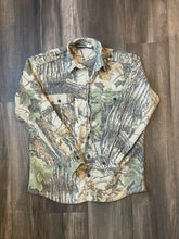 Load image into Gallery viewer, Vintage Realtree Camo Strap Shirt (M)