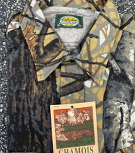 Load image into Gallery viewer, Vintage Cabelas Skyline Camo Chamois Large