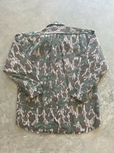 Load image into Gallery viewer, Vintage Mossy Oak Greenleaf Camo Chamois (L)