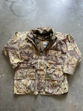 Load image into Gallery viewer, Vintage Realtree Advantage Camo 2 in 1 Jacket (XL)