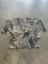 Load image into Gallery viewer, 90’s Mossy Oak Breakup Camo Long Sleeve Shirt (XL)