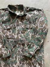 Load image into Gallery viewer, Vintage Mossy Oak Greenleaf Camo Chamois Shirt (L)