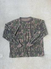 Load image into Gallery viewer, Vintage Trebark Greenleaf Camo Long Sleeve Shirt (L)