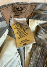 Load image into Gallery viewer, Vintage Mossy Oak Bottomland 90’s Bottomland Pants 38X32