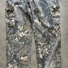 Load image into Gallery viewer, Vintage Mossy Oak Breakup Camo Adjustable Waist Pants (XL)