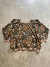 Load image into Gallery viewer, Vintage Mossy Oak Fall Foliage Camo Crewneck (4XL)