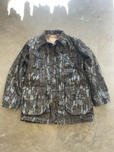 Load image into Gallery viewer, Vintage Trebark Camo Insulated Jacket (L)