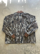 Load image into Gallery viewer, Vintage Trebark Camo Bomber Jacket (XL)