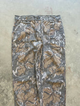 Load image into Gallery viewer, 90’s Mossy Oak Treestand/ Fall Foliage Camo reversible Pants (L)