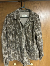 Load image into Gallery viewer, 90’s Mossy Oak Bottomland 3 Pocket Jacket (XL) 🇺🇸