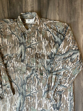 Load image into Gallery viewer, 1990’s Mossy Oak Treestand Camo Strap Shirt (2XL)