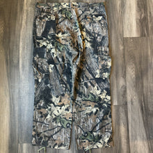 Load image into Gallery viewer, Vintage Mossy Oak 1st Generation Breakup Camo Adjustable Waist Pants (XL)