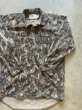 Load image into Gallery viewer, Vintage Tall Timber Mossy Oak Treestand Camo Button-Up Shirt (XL)