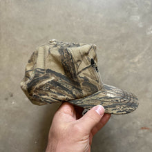Load image into Gallery viewer, Vintage Realtree Camo Entergy Hat