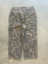 Load image into Gallery viewer, Vintage Browning Mossy Oak Treestand Camo Pants (40x30)