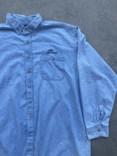 Load image into Gallery viewer, Vintage Team Realtree Button-Up (2XL)
