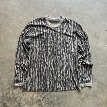 Load image into Gallery viewer, Vintage Realtree Camo Shirt (M)