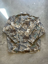 Load image into Gallery viewer, Vintage Realtree Advantage Camo Chamois Shirt (2XL)