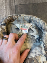 Load image into Gallery viewer, 1990’s Realtree Advantage Camo Chamois Shirt (XL)
