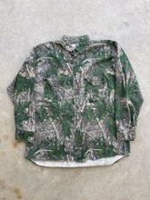 Load image into Gallery viewer, Vintage MossyOak Shadow Leaf Camo Button Up Shirt (XL/XXL)