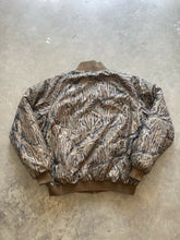 Load image into Gallery viewer, Vintage Columbia Mossy Oak Treestand Camo Puffer Jacket (XL)