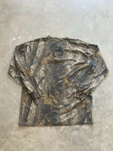 Load image into Gallery viewer, Vintage Realtree Hardwoods Camo Henley Shirt (Xl)