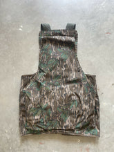 Load image into Gallery viewer, Vintage Mossy Oak Greenleaf Camo Turkey Strap Vest