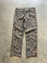 Load image into Gallery viewer, Vintage Mossy Oak Treestand Camo Denim Pants (L)
