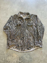 Load image into Gallery viewer, Vintage Distressed Realtree Camo Chamois Shirt (2XL)