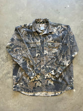 Load image into Gallery viewer, Vintage Mossy Oak Breakup Camo Chamois Shirt (XL)
