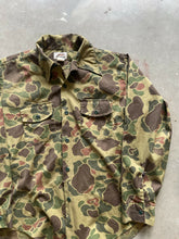 Load image into Gallery viewer, Vintage Duxbak Duck Camo Lightweight Button-Up (L)