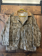 Load image into Gallery viewer, MO Corduroy Collar Jacket