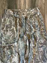 Load image into Gallery viewer, Vintage Mossy Oak Treestand Camo Adjustable Waist Chamois Pants (S)