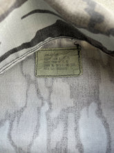 Load image into Gallery viewer, Vintage Treebark Camo Button Up Shirt (XL)