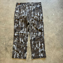 Load image into Gallery viewer, Vintage Duck Head Trebark Camo Pants (XL)