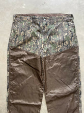 Load image into Gallery viewer, Vintage Trebark Camo Brush Pants (XL)