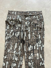 Load image into Gallery viewer, Vintage Trebark Camo Pants (XL)