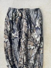 Load image into Gallery viewer, Vintage Remington Mossy Oak Gen 1 Breakup Camo Warm Weather Nylon Pants (L)