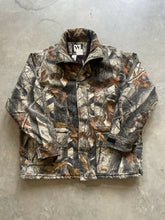 Load image into Gallery viewer, Vintage Realtree Hardwoods Camo Jacket (L)