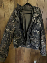 Load image into Gallery viewer, Vintage 3-in-1 Camo Jacket