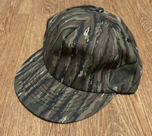 Load image into Gallery viewer, Vintage Blank Realtree Snapback Hat