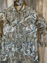 Load image into Gallery viewer, 1990’s Mossy Oak Treestand Camo 4-Pocket Jacket (M)