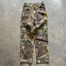 Load image into Gallery viewer, Vintage Realtree Advantage Timber Camo Denim Pants (Youth)