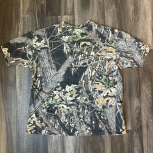 Load image into Gallery viewer, Vintage Mossy Oak Breakup Camo T-Shirt (XL)