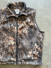 Load image into Gallery viewer, Vintage Mossy Oak Breakup Camo Fleece Vest (L)